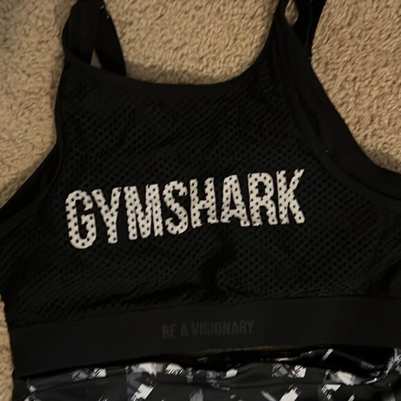 Gym shark Bundle Avtive Top and Yoga leggings - Picture 3 of 10
